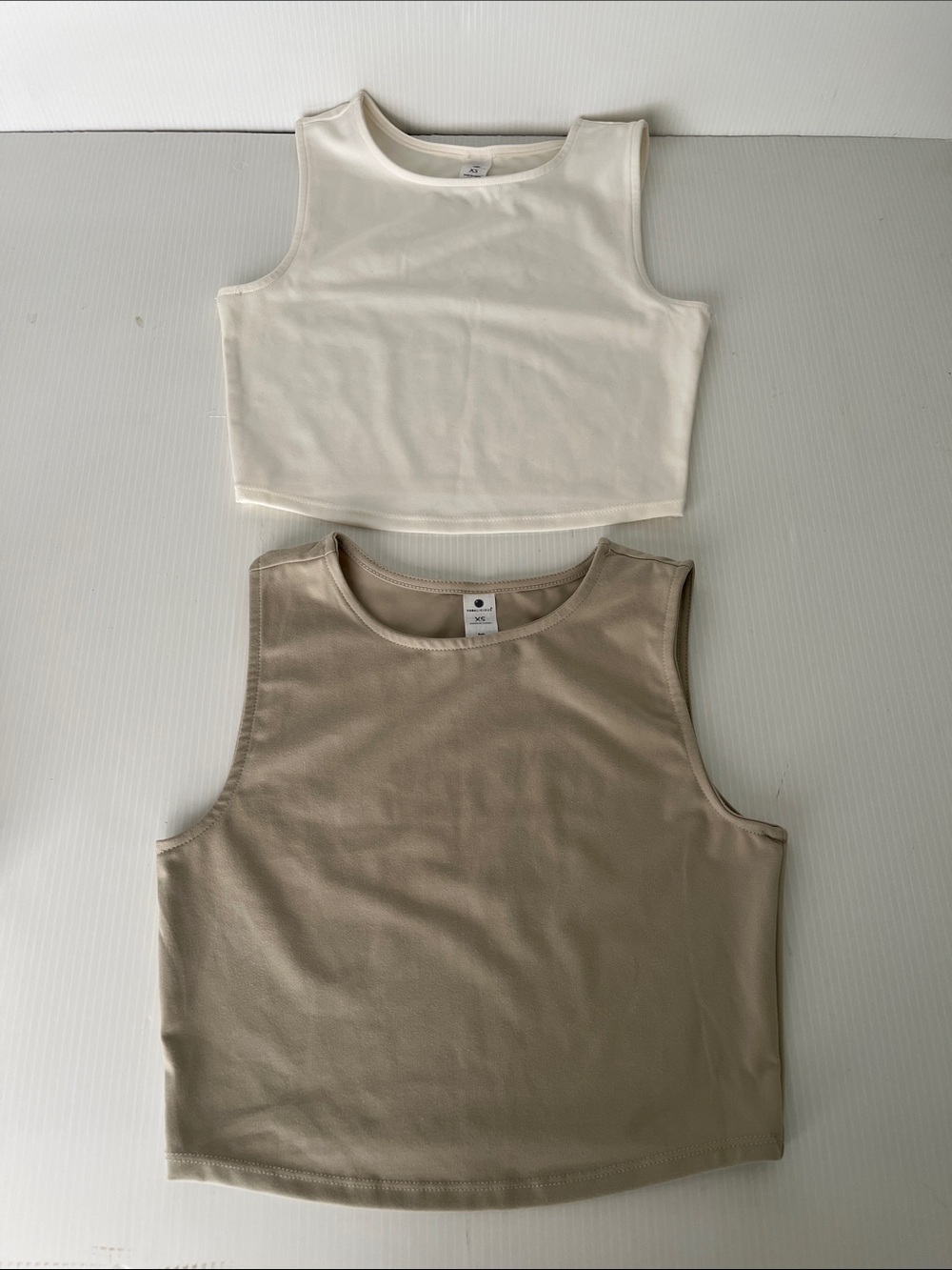 Yogalicious Tops Size XS